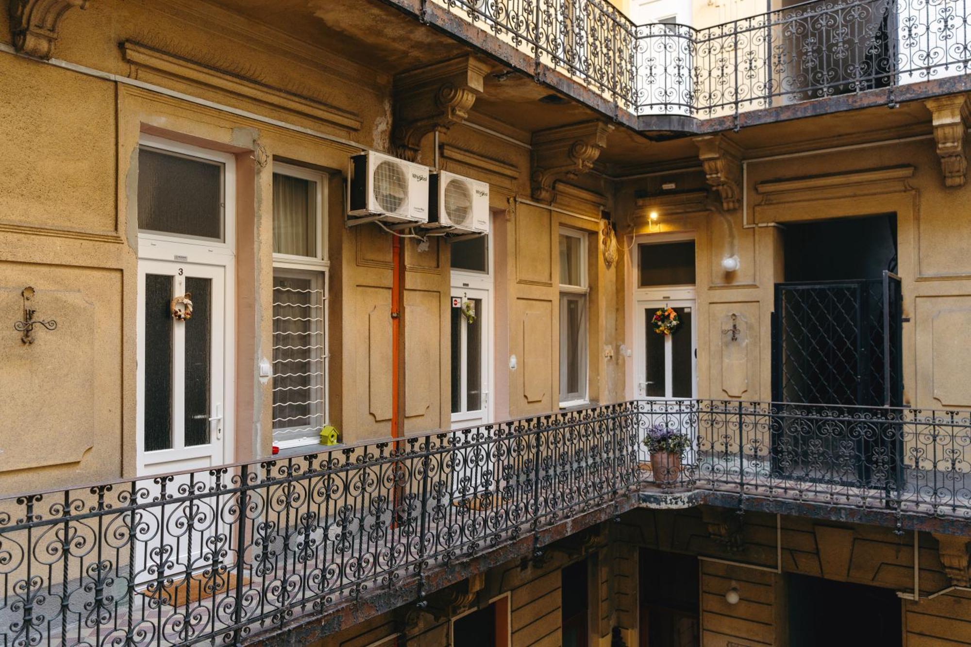 Bercsenyi Apartments - Close To The Gellert Thermal Bath ブダペスト エクステリア 写真